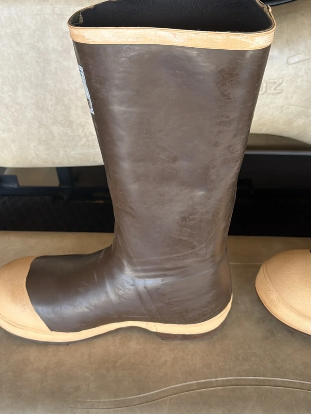 XTRATUF Men’s Brown Neoprene Boat Boots